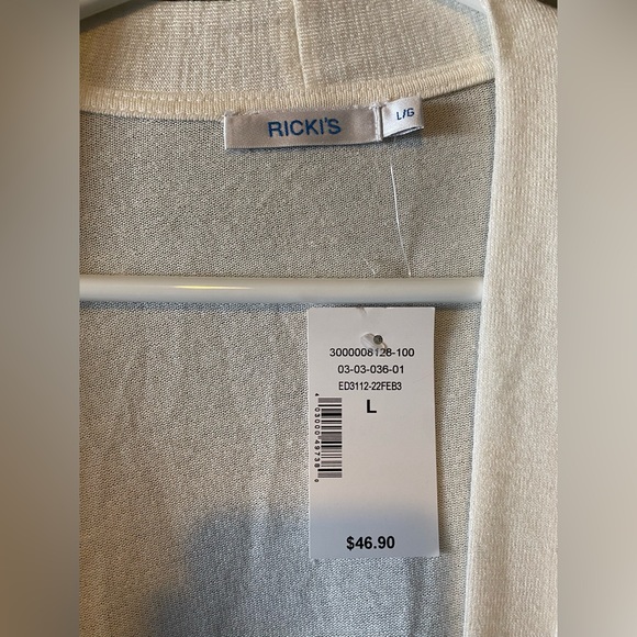 Ricki’s White Cardigan with Cuffed Sleeves - Picture 3 of 3